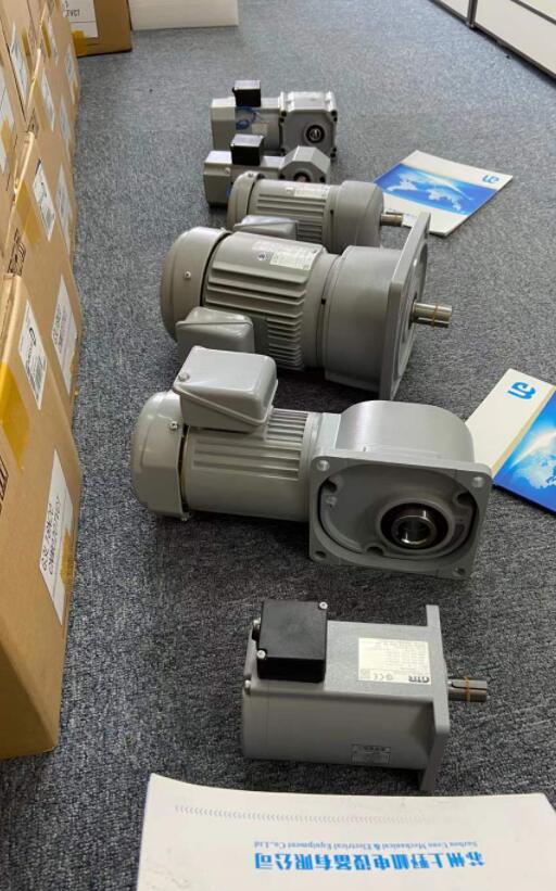 株式会社日精减速机型号H2L22L5-CNM020TVCT