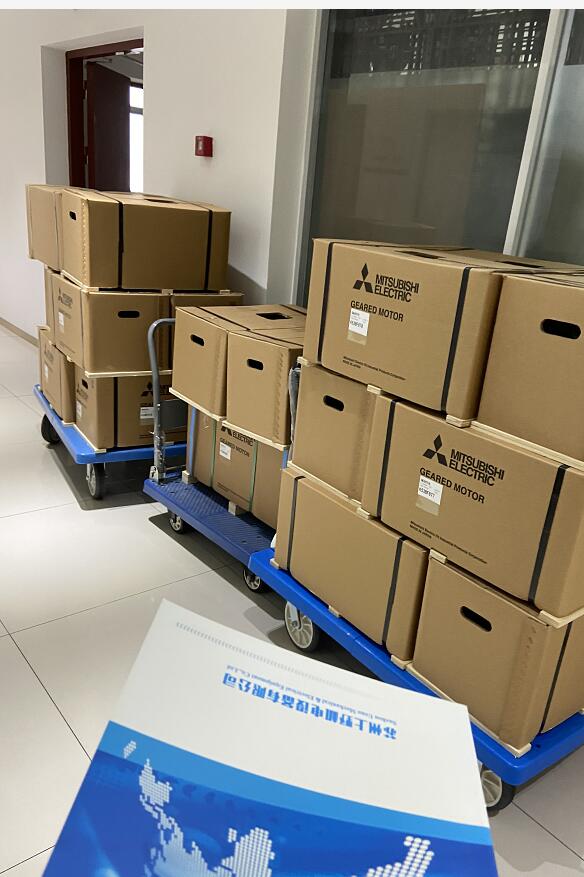 三菱减速机直角轴型号GM-SHYP-RL-0.75KW-1/...