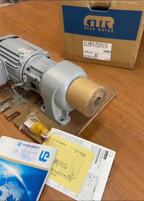 带离合器的日本日精减速电机型号G3LE-32-60-075X...