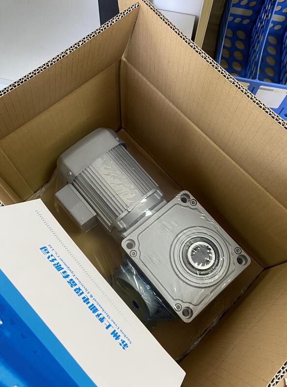 日本三菱减速马达型号GM-SSYFB-RH 0.4KW 1/...