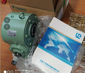 日本TSUBAKI椿本齿轮减速机型号：EWJ25E10LR 