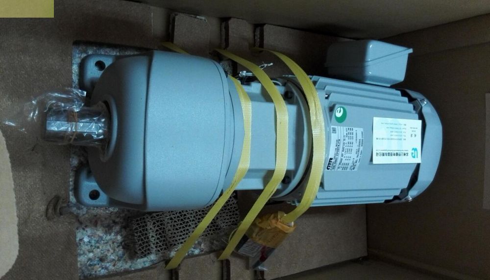 日本GTR日精减速机带离合器的型号G3FE-18-15-T0...