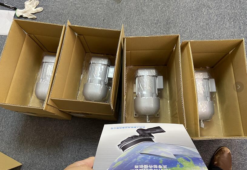 日本三菱平行轴减速机型号 GM-S 0.4KW 380V 5...