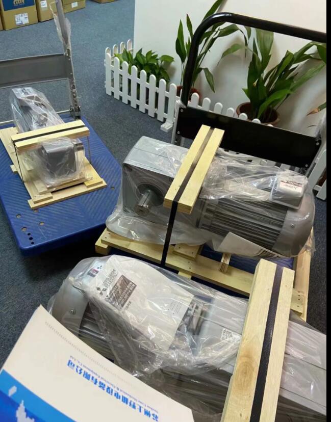 日本三菱减速机 型号GM-SHYPFB-RR-0.75KW-...